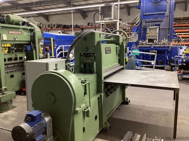 Roller leveller UNGERER RM 1500/3/9