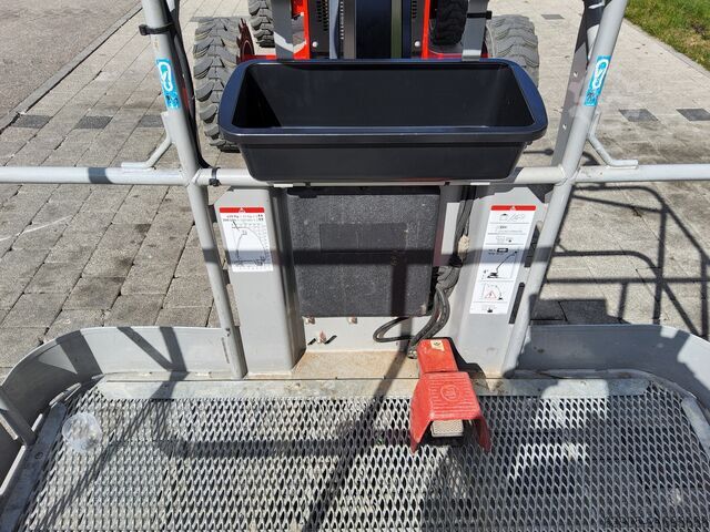 Articulated telescopic work platform Manitou MANGO 12
