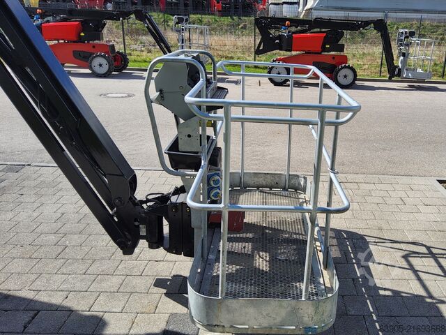 Articulated telescopic work platform Manitou 180 ATJ
