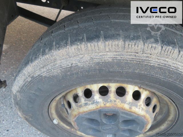 Komercijalno vozilo sa visokim krovom IVECO 35S16A8V / EURO-6 / Hi-Matic / Klima