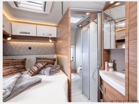 Teilintegriertes Wohnmobil Weinsberg CaraCompact 600 MF EDITION [PEPPER] *TraumMobil*Autark-e*Automatik