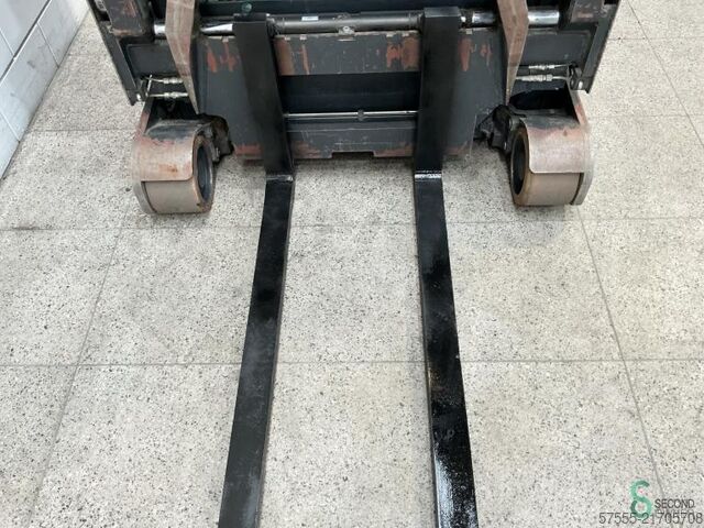 Reachtruck Linde R14X-03