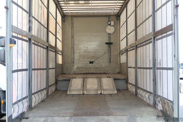 Semirremolque de plataforma baja DOLL Vario S3H-0 Tieflader 3-Nachlaufachse Plane