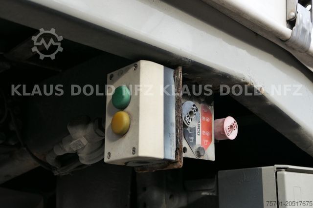 Semirremolque de plataforma baja DOLL Vario S3H-0 Tieflader 3-Nachlaufachse Plane