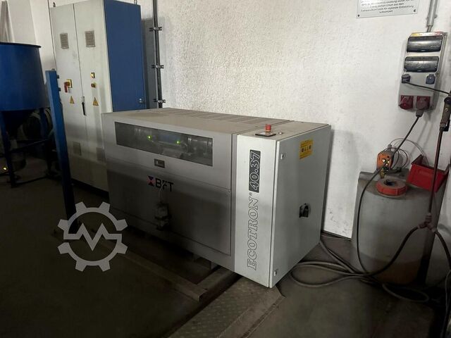 Mașină de tăiat cu jet de apă Knuth Hydrojet Vario 2040