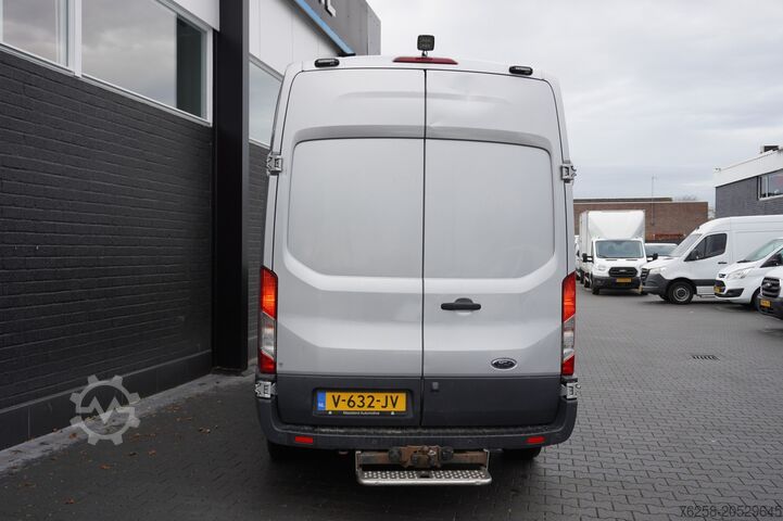 Delivery van Ford Transit 2.0 TDCI 130PK L3H2 EURO 6 - Airco - Na...
