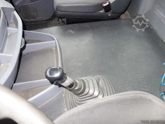 Tipper Mercedes-Benz Axor 3243 8X4