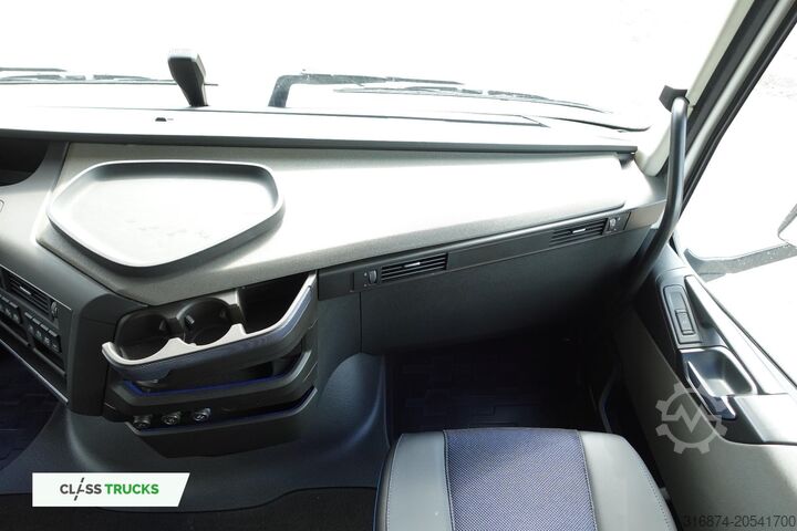 Standard tractor unit VOLVO FH 460 Globetrotter XL i-Save