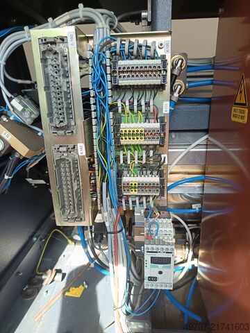 Laserowa maszyna do cięcia części ROFIN DC 025