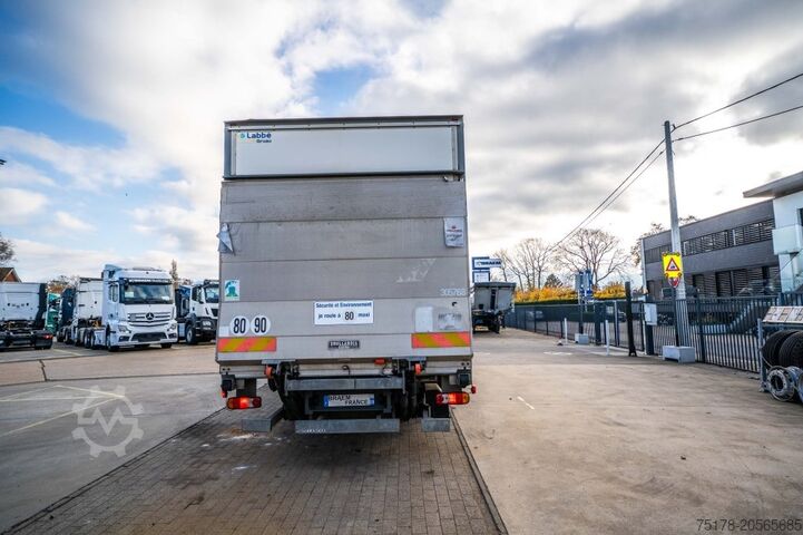 Koffer RENAULT D12 210 DXI // HAYON DHOLLANDIA