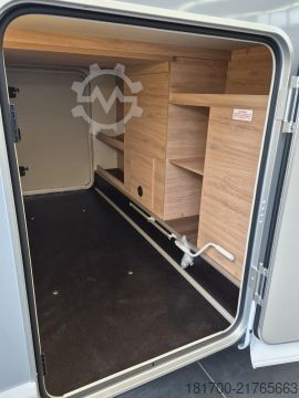 Ημιενσωματωμένο αυτοκινούμενο τροχόσπιτο Knaus L!VE WAVE 650 MEG Black Selection *bis 5 Tage Probewohnen*