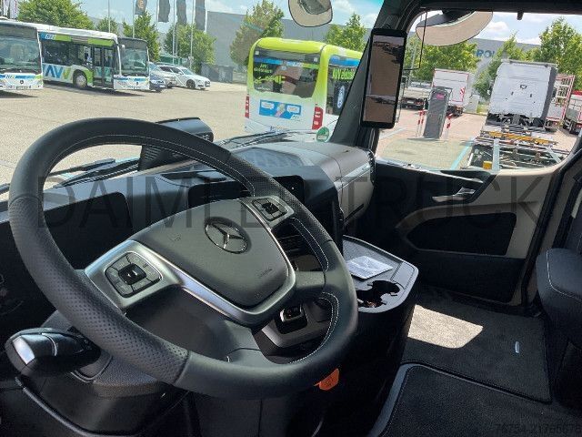 Τυπική μονάδα τράκτορα Mercedes-Benz eActros 600 LS GigaSpace SoloStar SHZ Standklima