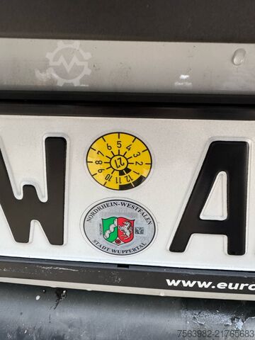 Mercedes Sprinter 315 extra alto y largo, 3,10 m de altura exterior; 2,30 m de altura interior Mercedes Sprinter 315