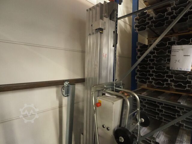 ανυψωτικό μηχάνημα συναρμολόγησης Böcker Alp Lift