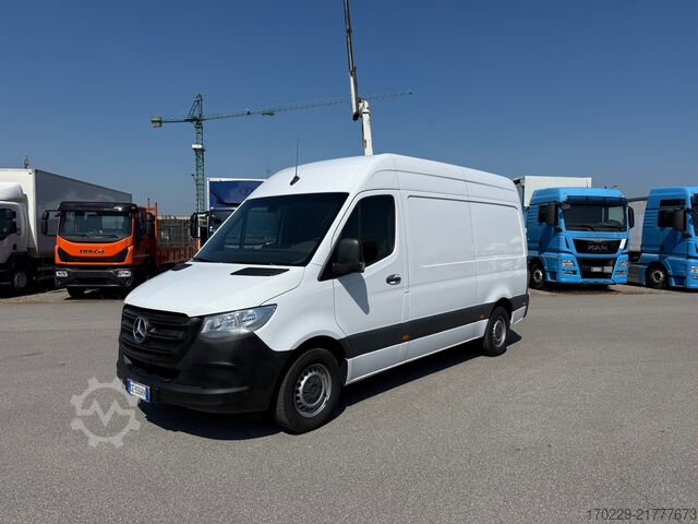 Dobozos furgon Mercedes-Benz SPRINTER 315