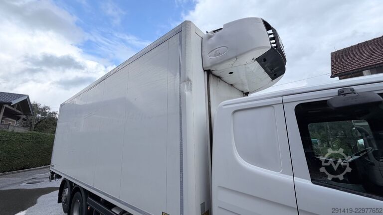 Kylbil SCANIA P410 6x2 Kühlkoffer mit lbw + Anhänger Bj 2015
