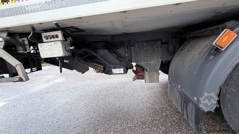 Kylbil SCANIA P410 6x2 Kühlkoffer mit lbw + Anhänger Bj 2015