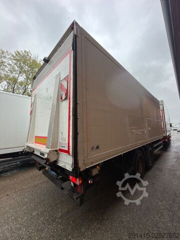 Kylbil SCANIA P410 6x2 Kühlkoffer mit lbw + Anhänger Bj 2015