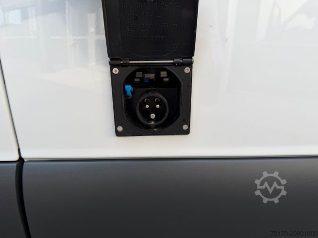 Autoutilitară frigorifică MERCEDES-BENZ Sprinter 317 CDI Frischdienst Fahr-/Standkühlung