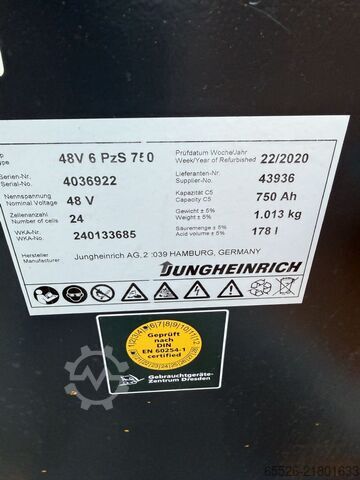 Empilhador eléctrico de 4 rodas Jungheinrich EFG 320 / Halbkabine / 2194 Std.