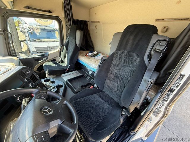 Cisternové vozidlo MERCEDES-BENZ ACTROS 1846 L TANKWAGEN 14.000 LTR*OBEN- u.UNTEN