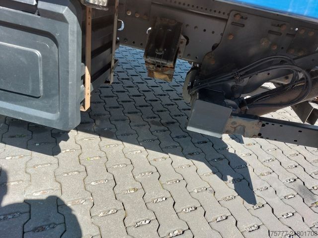 Φορτηγό πλατφόρμα με μουσαμά MERCEDES-BENZ Atego 12-24 PL-SP- Blatt/Luft- Klima- LBW