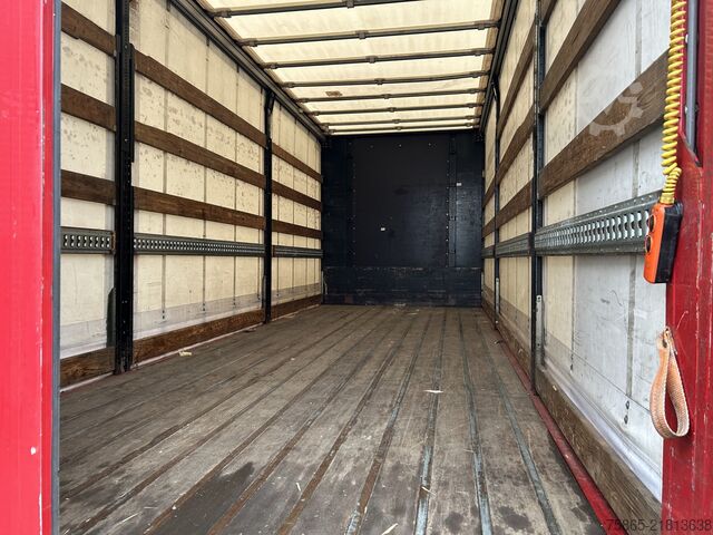 Schuifzeil DAF CF 65 220 Euro 5 / 18 Ton / 650 dkm / Curtainsi...