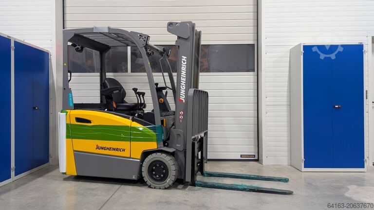 Empilhador eléctrico de 3 rodas Jungheinrich EFG BB 216k Ausstellungsstück