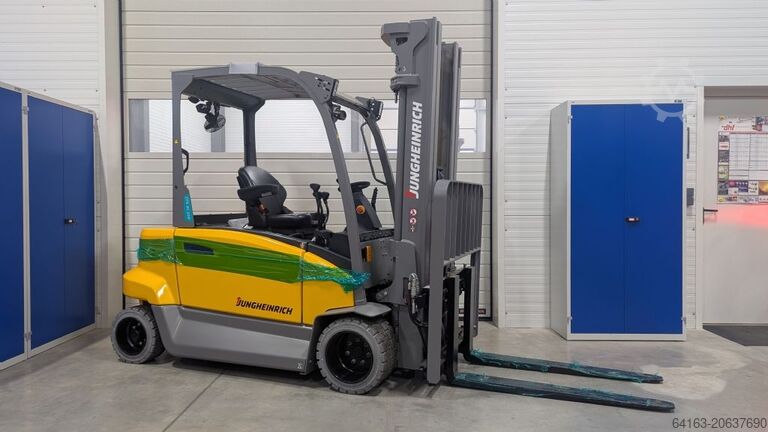 Elektryczny wózek widłowy 4-kołowy Jungheinrich EFG BC 330 Ausstellungsstück