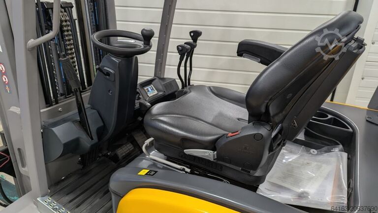 Elektryczny wózek widłowy 4-kołowy Jungheinrich EFG BC 330 Ausstellungsstück