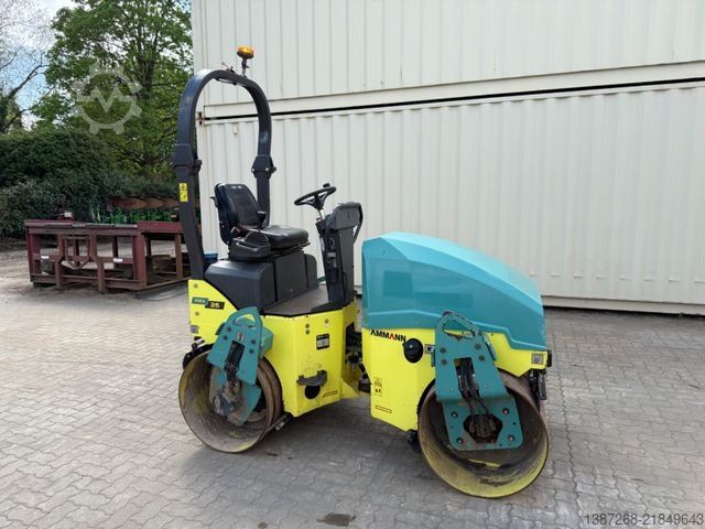 Single drum roller AMMANN ARX26 / 2019 BJ / 553 H