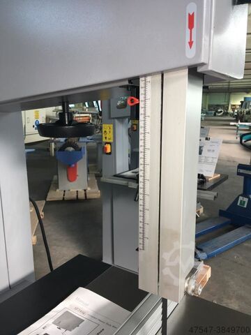 20-12-592 Wood bandsaw WOODLAND MACHINERY 600