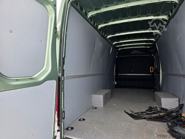 Yüksek tavanlı panelvan IVECO 35S18 Kastenwagen Maxi hoch&lang, Unfall