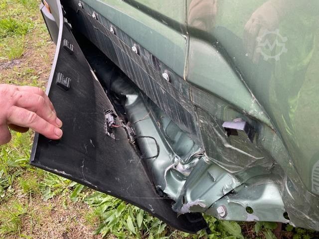 Yüksek tavanlı panelvan IVECO 35S18 Kastenwagen Maxi hoch&lang, Unfall