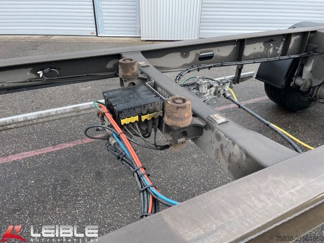 Ρυμουλκούμενο εναλλάξιμου σασί SCHMITZ CARGOBULL AWF 18/L-20*BDF-Lafette*SAF-Achsen*Reifen 90%*