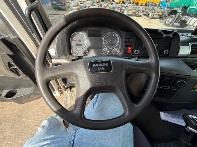 Autocisterna a vuoto MAN TGS 33.440 6x4 BB/BBS Kanalreiniger Kombi MÜLLER