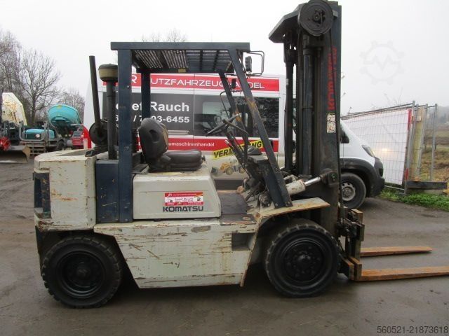 Περονοφόρα περονοφόρα ανυψωτικά Komatsu FD35Z-4 - Triplex-FH 5,6m + Seitenschieber