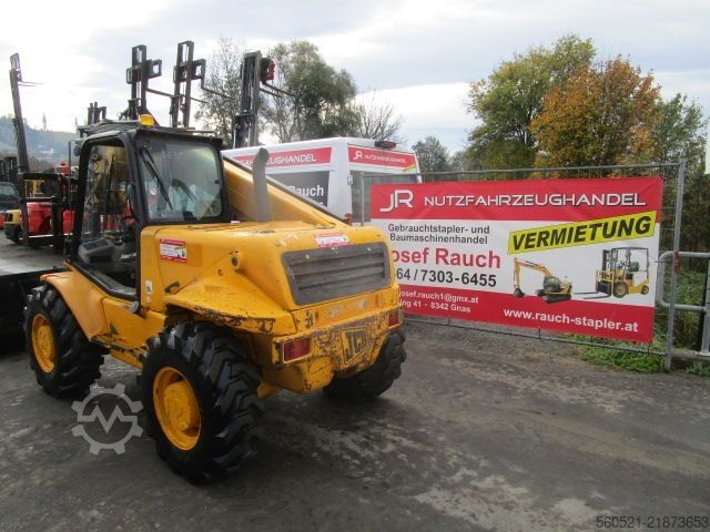 Άκαμπτος τηλεχειριστής JCB 525-50 (2,5 Ton.-5m) mit Palettengabel + Schaufel