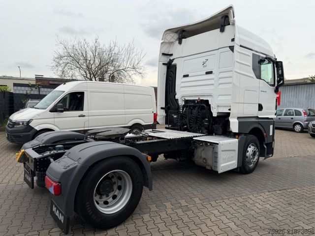 Camion de matières dangereuses MAN TGX 18 SZM / 4x2 LLS