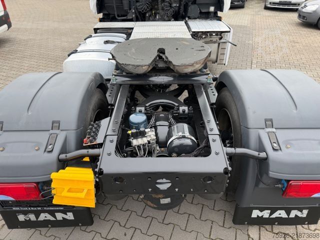 Camion de matières dangereuses MAN TGX 18 SZM / 4x2 LLS
