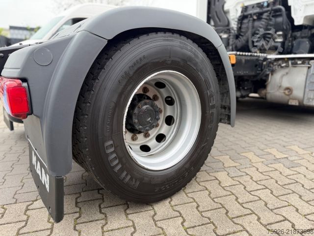 Camion de matières dangereuses MAN TGX 18 SZM / 4x2 LLS