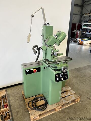 Univerzalna mašina za brušenje alata Deckel S11