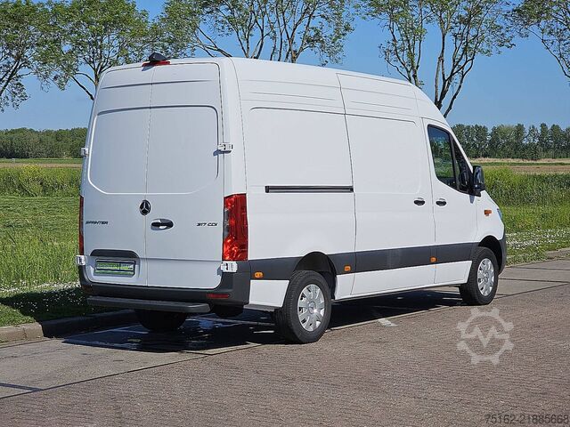 Stationvogn med højt tag MERCEDES-BENZ SPRINTER 317 L2H2 Mbux RWD Euro6!