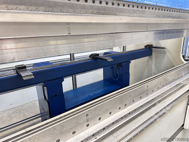 Prensa dobradeira TRUMPF TrumaBend V130