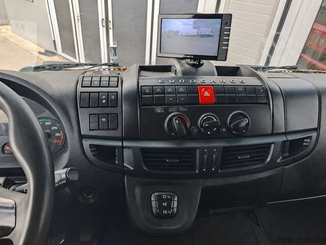 Transporte de gado Iveco Eurocargo 150.320 - Finkl Livestock box - Autom...