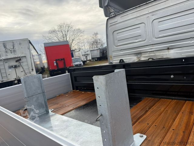 Tieflader-Sattelauflieger KÄSSBOHRER SLAR3 Tele Tiefbett Radmulden metallisiert