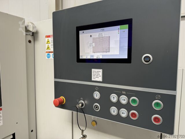 Powermat 700 cepilladora y molduradora automática Weinig Powermat 700