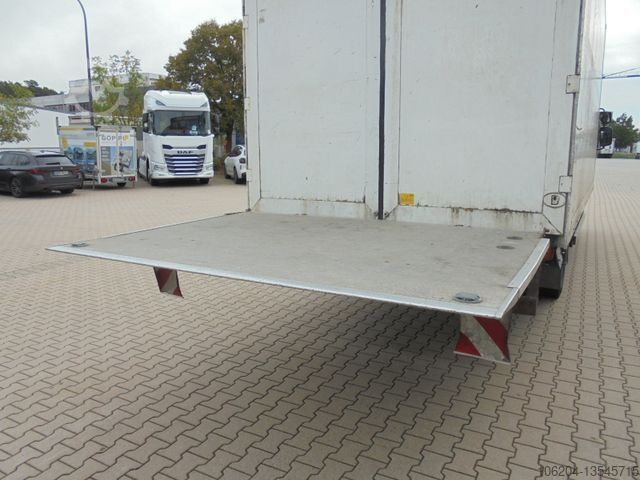 Camion caisson DAF LF45.220 12t  Saxas Möbelkoffer LBW 1000kg