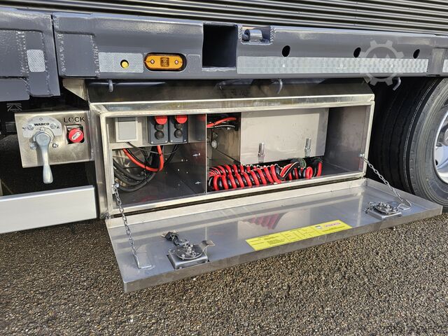 Remorque à plateau tournant Jumbo TVL300LCU - UITSCHUIFBAAR / LIFTAS / TWIST-LOCKS