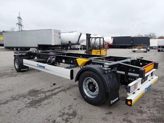 Prikolica sa zamenjivim šasijama KRONE AZW 18, MAXILAFETTE, VERSTELLDEICHSEL